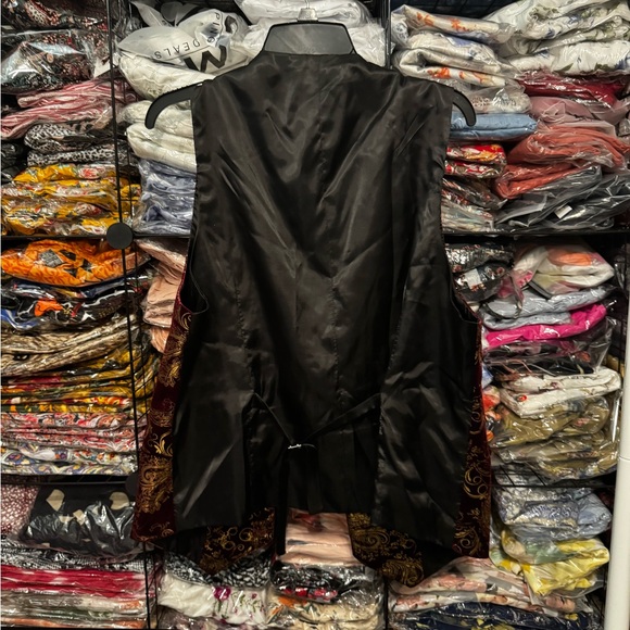 Chaudry Burgundy and Gold Paisley Vest - Picture 5 of 10